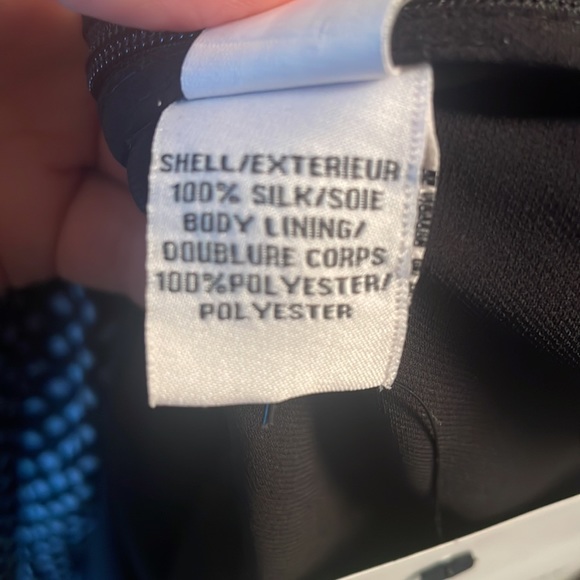 Diane Von Furstenberg. Size 12. - Picture 5 of 6